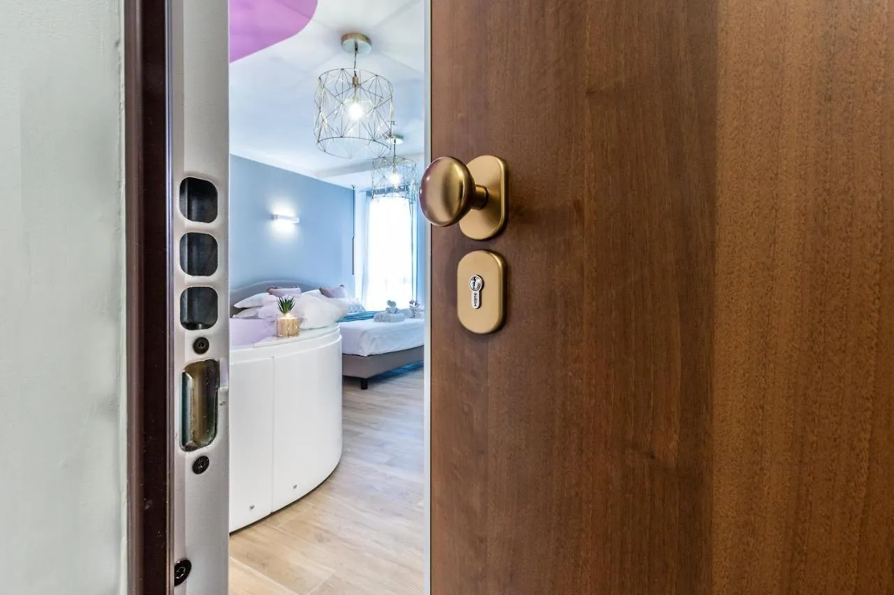 4 Star Suite Spa - Self Check-In Boloňa