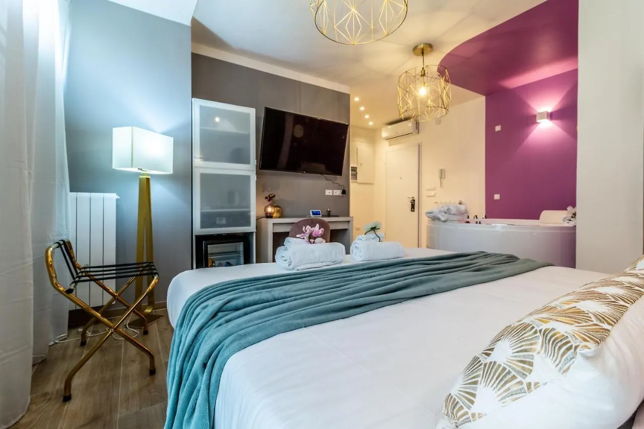 בולוניה 4 Star Suite Spa - Self Check-In