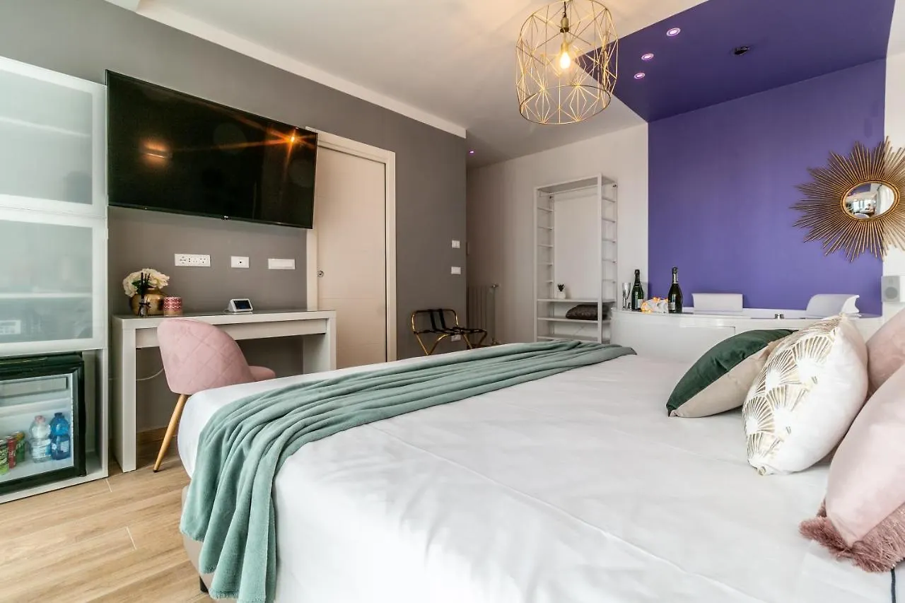 בולוניה 4 Star Suite Spa - Self Check-In