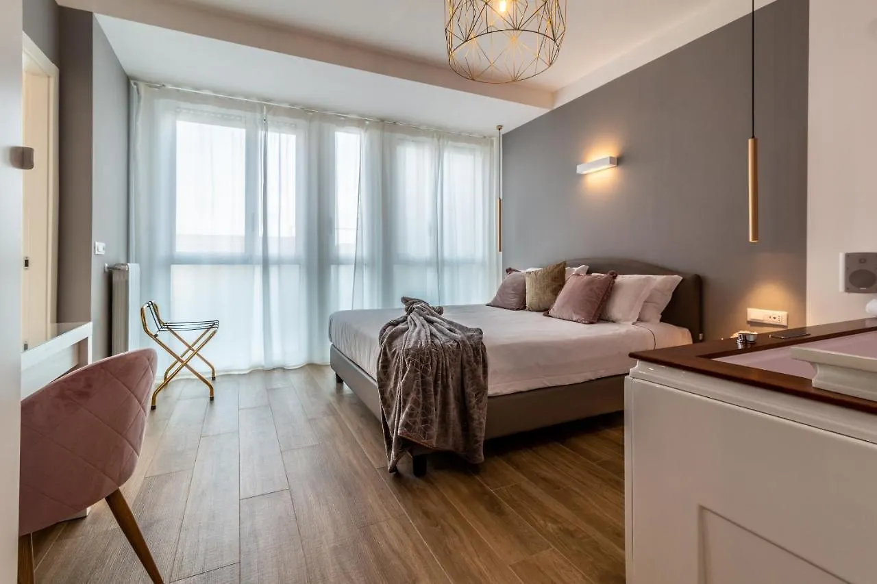 4 Star Suite Spa - Self Check-In Bologna Italy