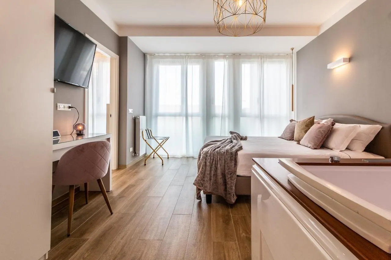 4 Star Suite Spa - Self Check-In Bologna Guest house