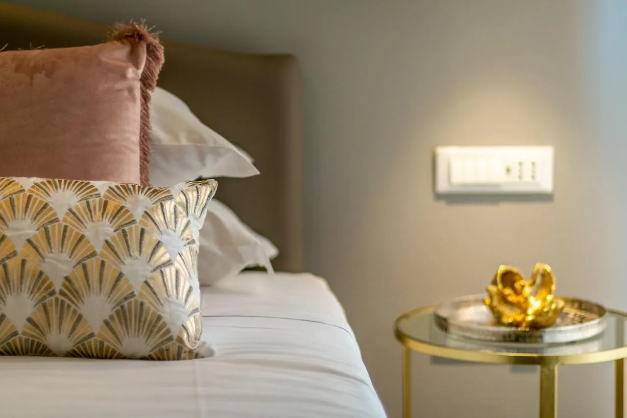 Guest house 4 Star Suite Spa - Self Check-In Bologna