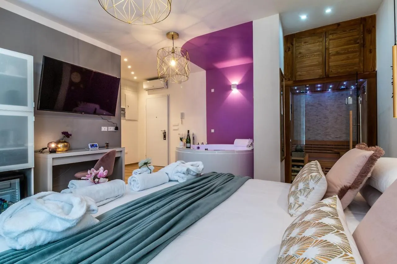 Guest house 4 Star Suite Spa - Self Check-In Bologna Italy