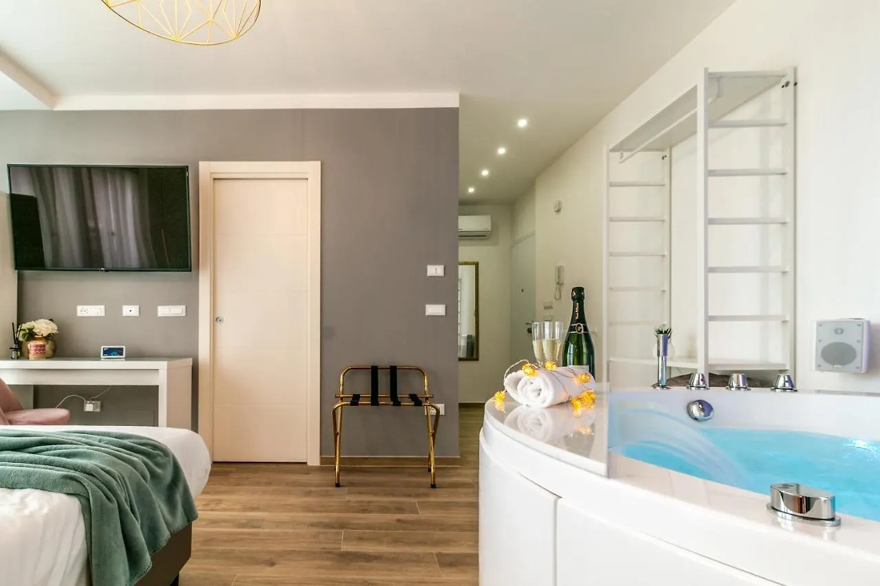 4 Star Suite Spa - Self Check-In Bologna Italy