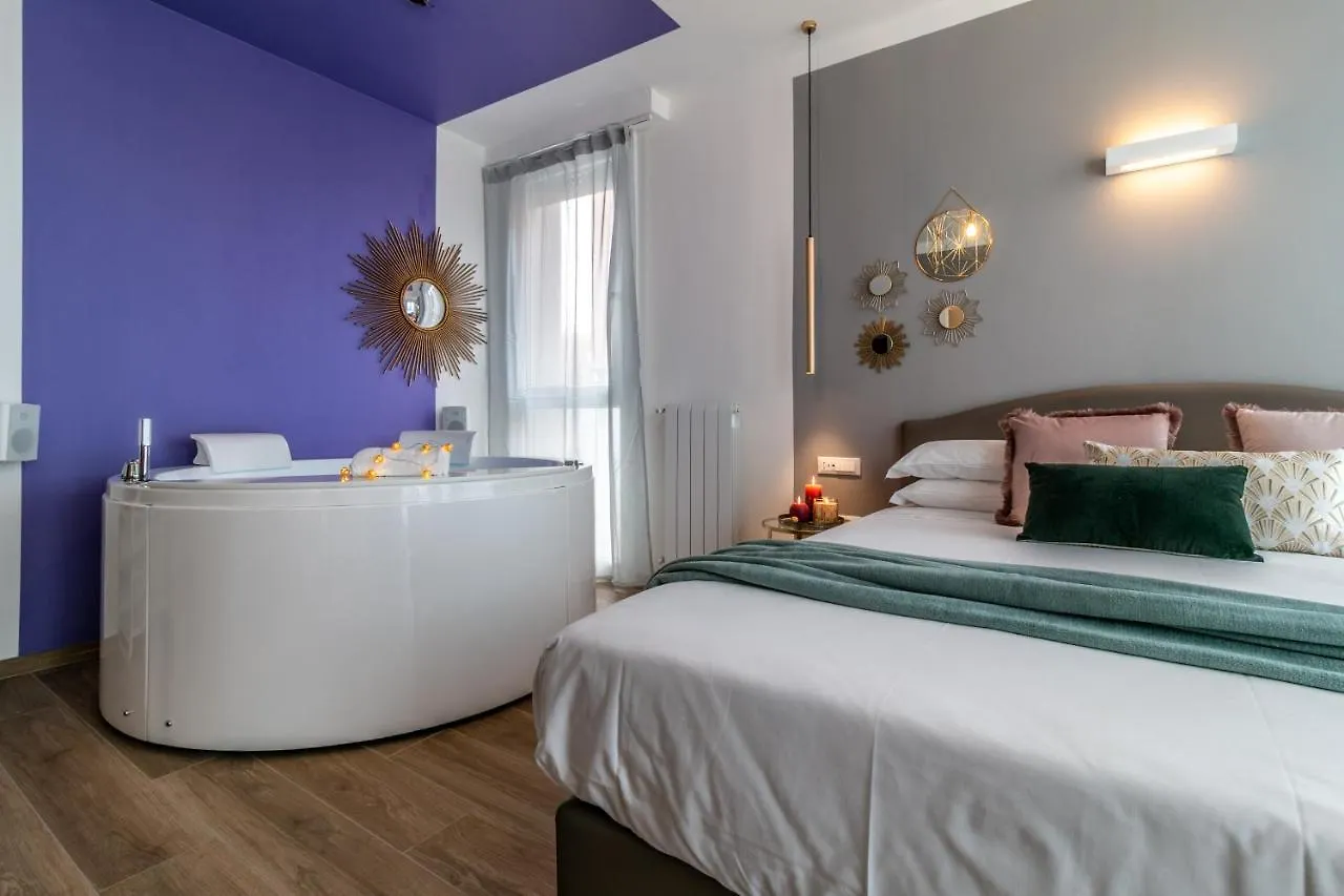 Guest house 4 Star Suite Spa - Self Check-In Bologna Italy