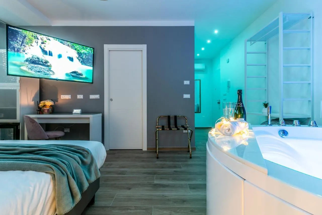 4 Star Suite Spa - Self Check-In Bologna Italy