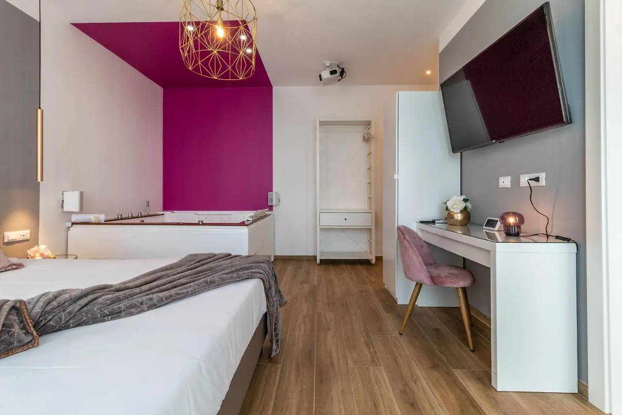 4 Star Suite Spa - Self Check-In Bologna Italy
