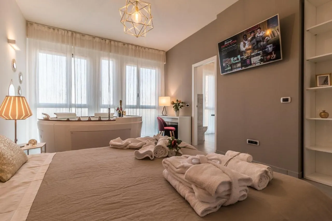 4 Star Suite Spa - Self Check-In Bologna 0*,
